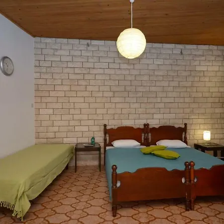 شقة Apartman Gajine جيسينتسي