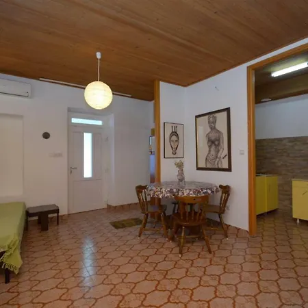 شقة Apartman Gajine *